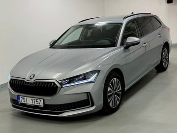 Select 2,0TDI 110kWDSG HEAD UP