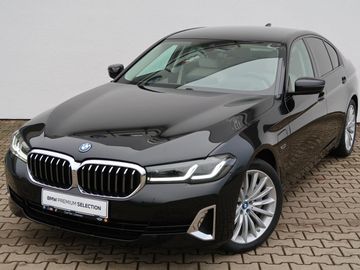 530e xDrive Sedan