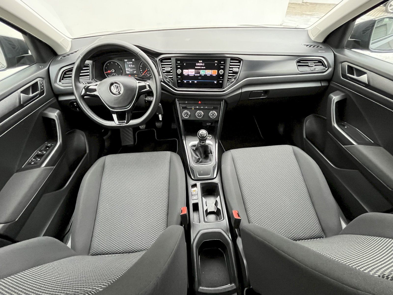 Volkswagen T-Roc, 1,0TSI 85KW - fotka 5