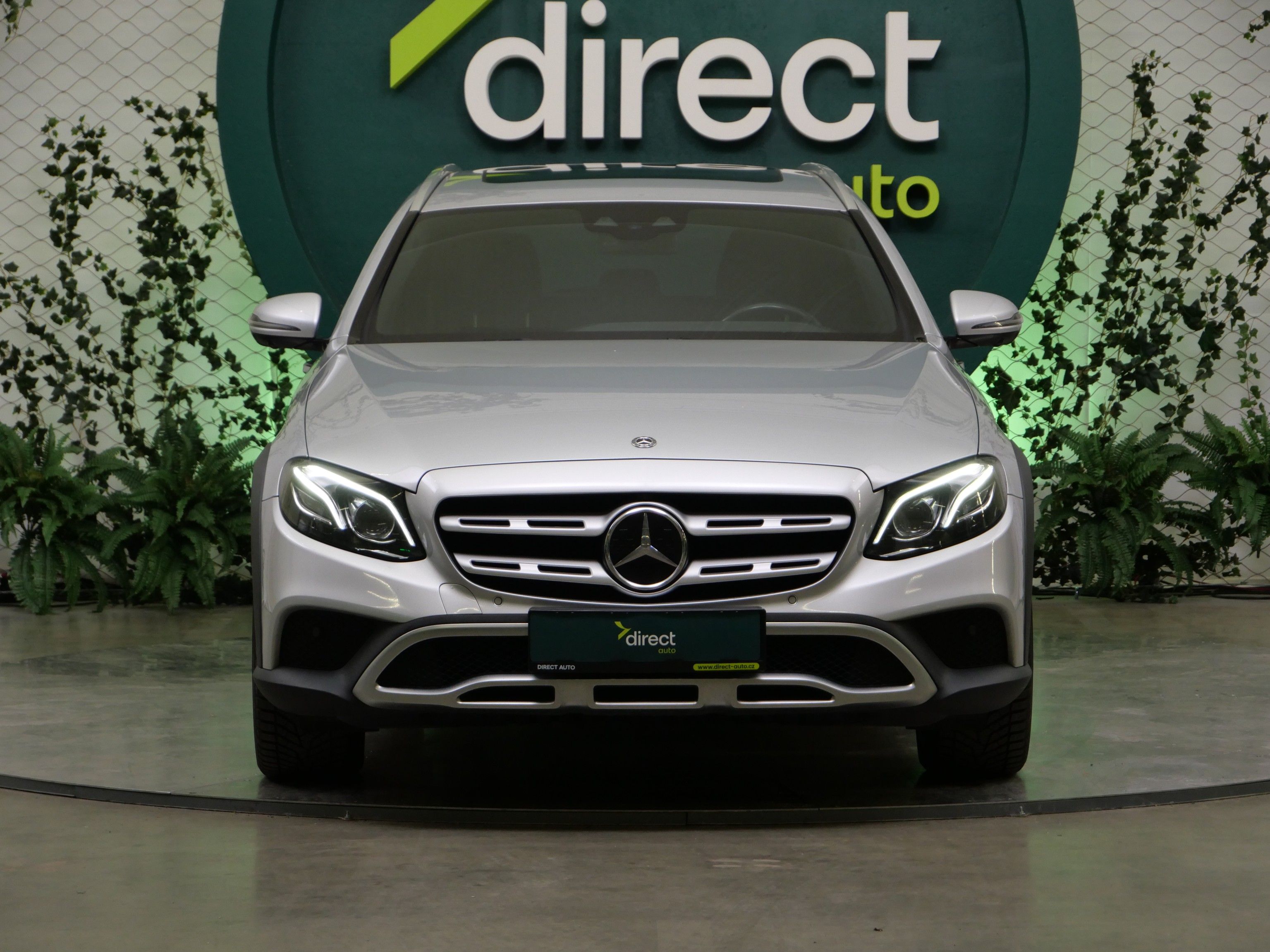 Mercedes-Benz Třídy E, 220d 143 kW All-Terrain 4Matic - fotka 4