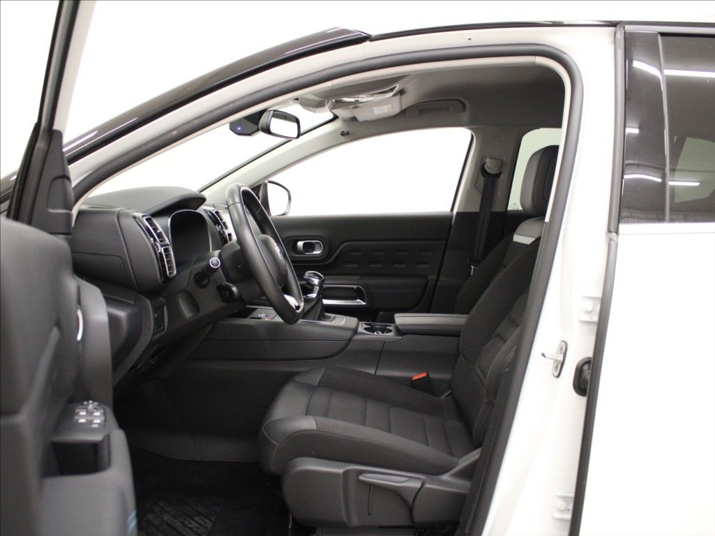 Citroën C5 Aircross, 1,2 PT 96kW Feel BEZKLÍČ 25tkm - fotka 6