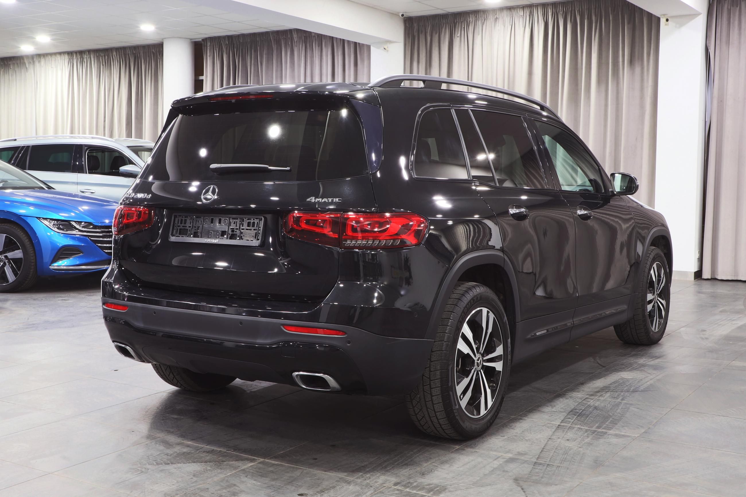 Mercedes-Benz GLB, GLB 200d 4MATIC 4x4 110kW - fotka 3