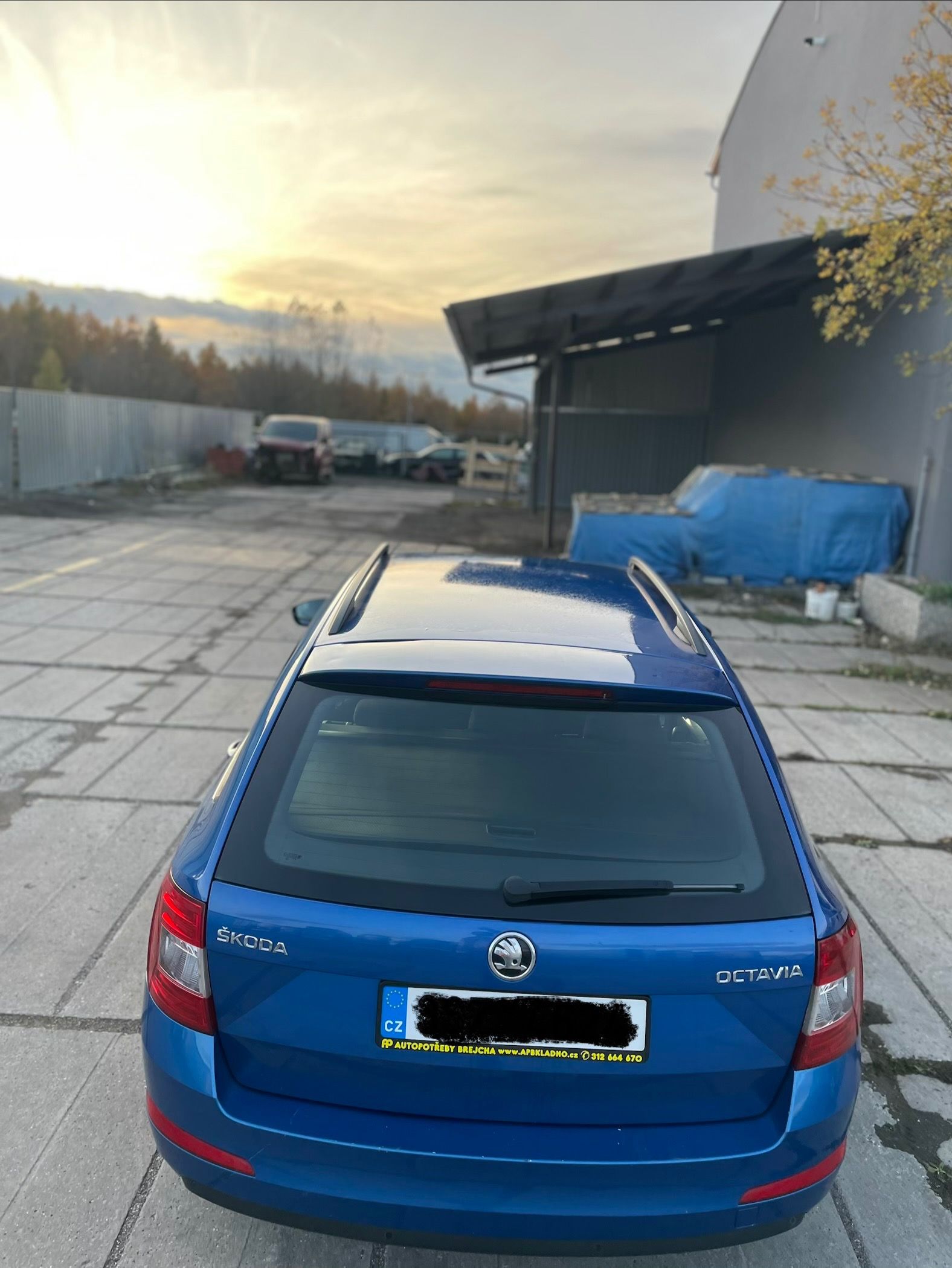 Škoda Octavia, Škoda Octavia 1.6 TDI 81kw - fotka 5