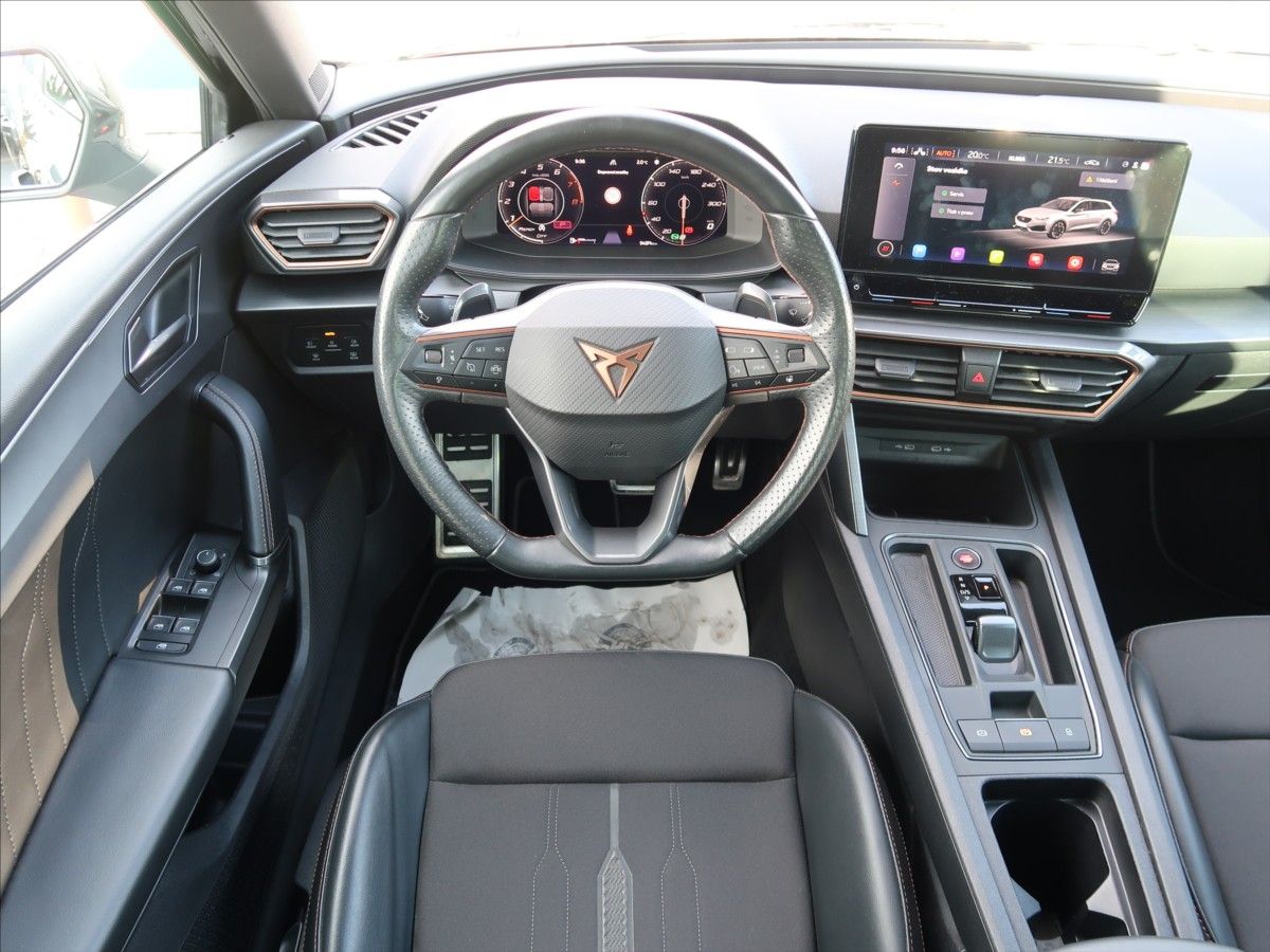 Cupra Leon, 2,0 TSI 180kW DSG ČR 1.maj DPH - fotka 5