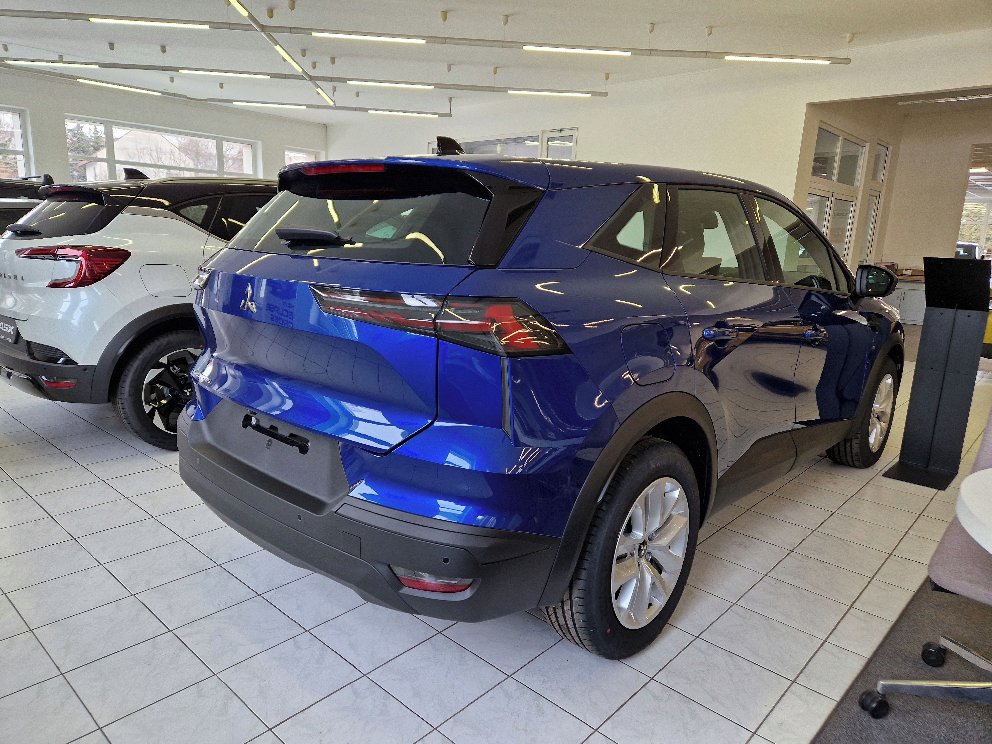 Mitsubishi Grandis, INFORM 1.3 DI-T MHEV 104kW - fotka 4