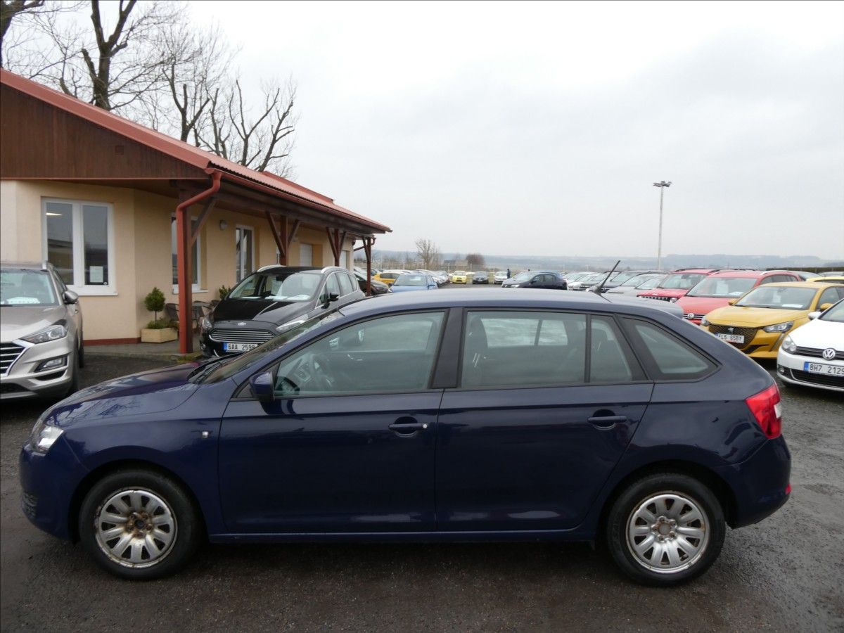 Škoda Rapid, 1,6 TDi 66kW 2x kola,klima,ČR - fotka 6