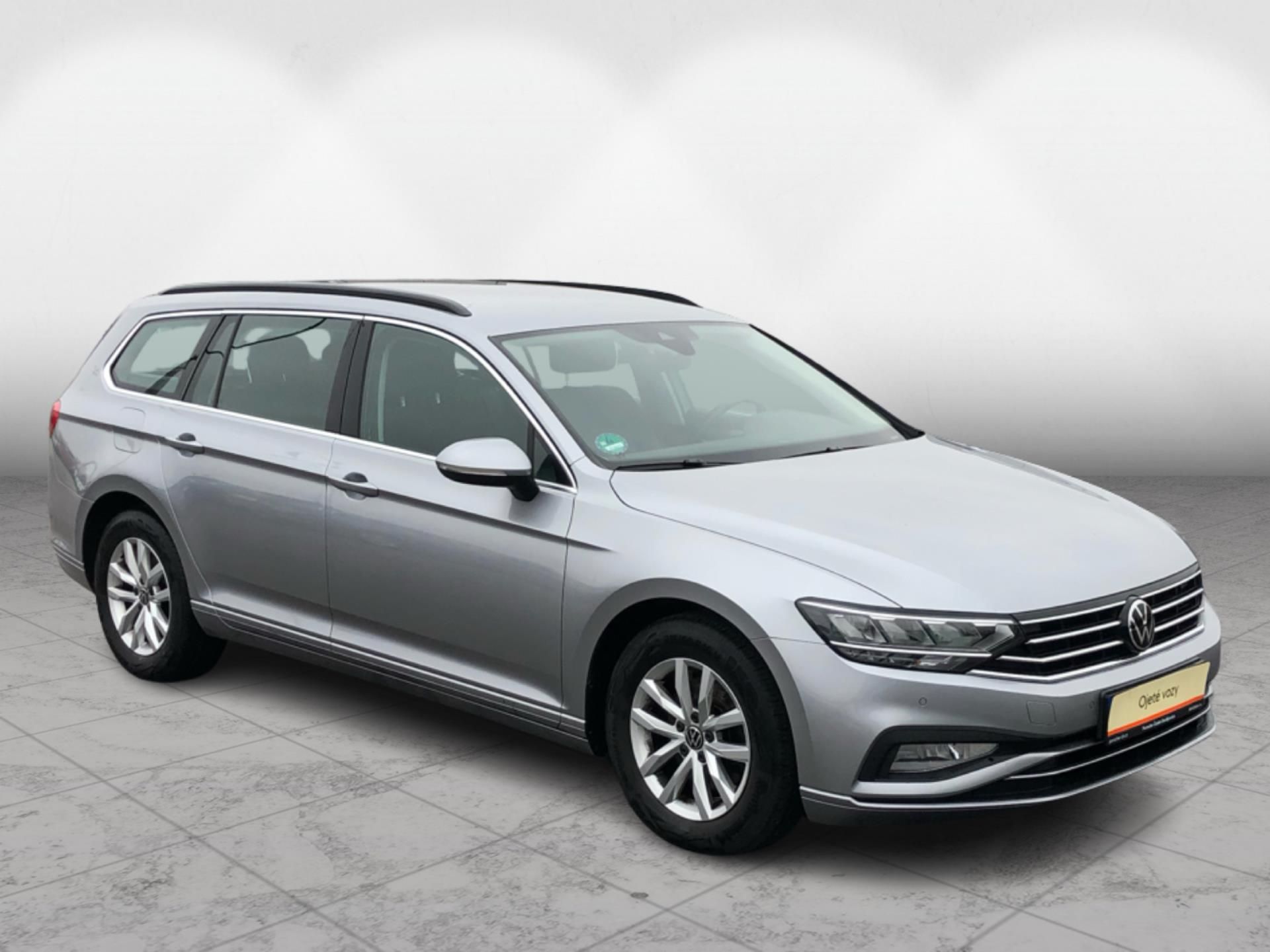 Volkswagen Passat, 2.0 TDi DSG 7st. BUSINESS - fotka 6