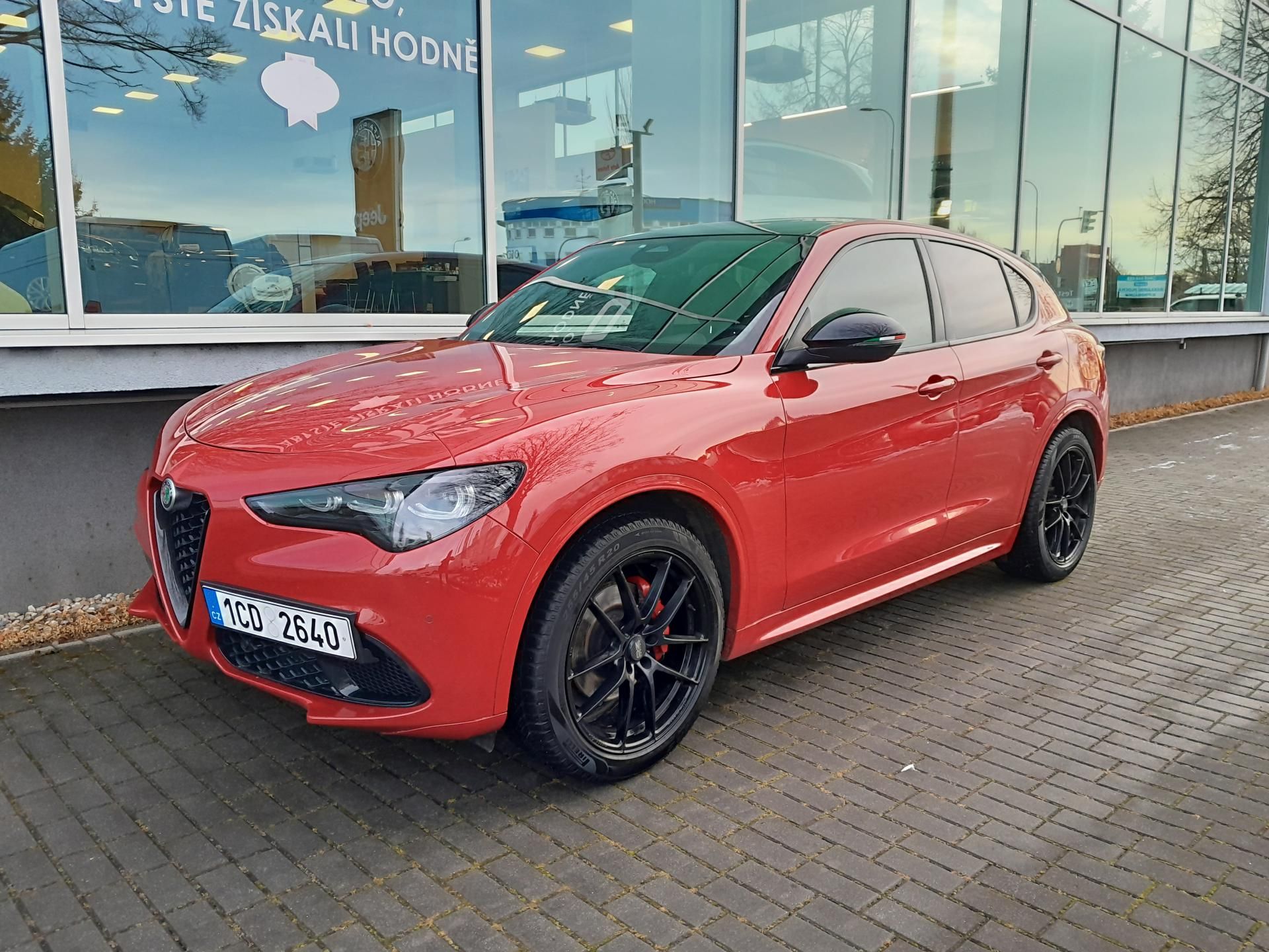 Alfa Romeo Stelvio, Tributo It. 2,2 MTJ 210PS ČR - fotka 2