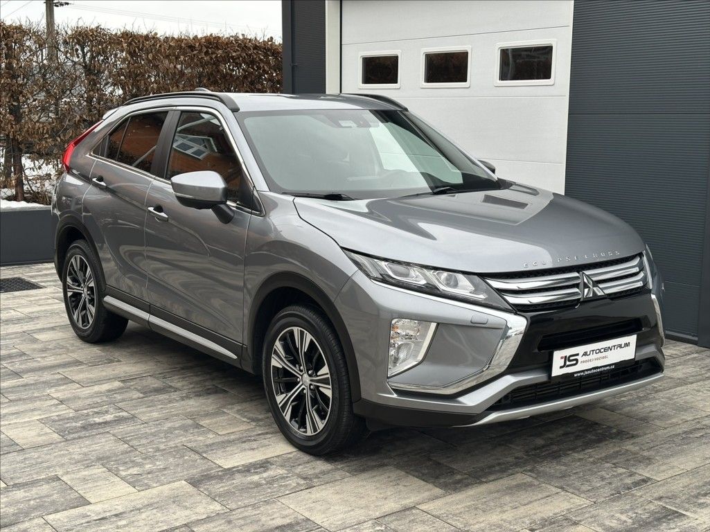 Mitsubishi Eclipse Cross, 2,2 DI-D 148PS Spirit+ A/T 4x4 - fotka 3