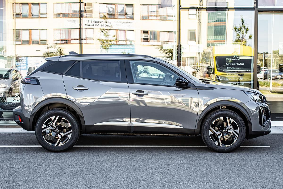 Peugeot 2008, 1,2 ALLURE Hybrid 110 e-DCS6 - fotka 4