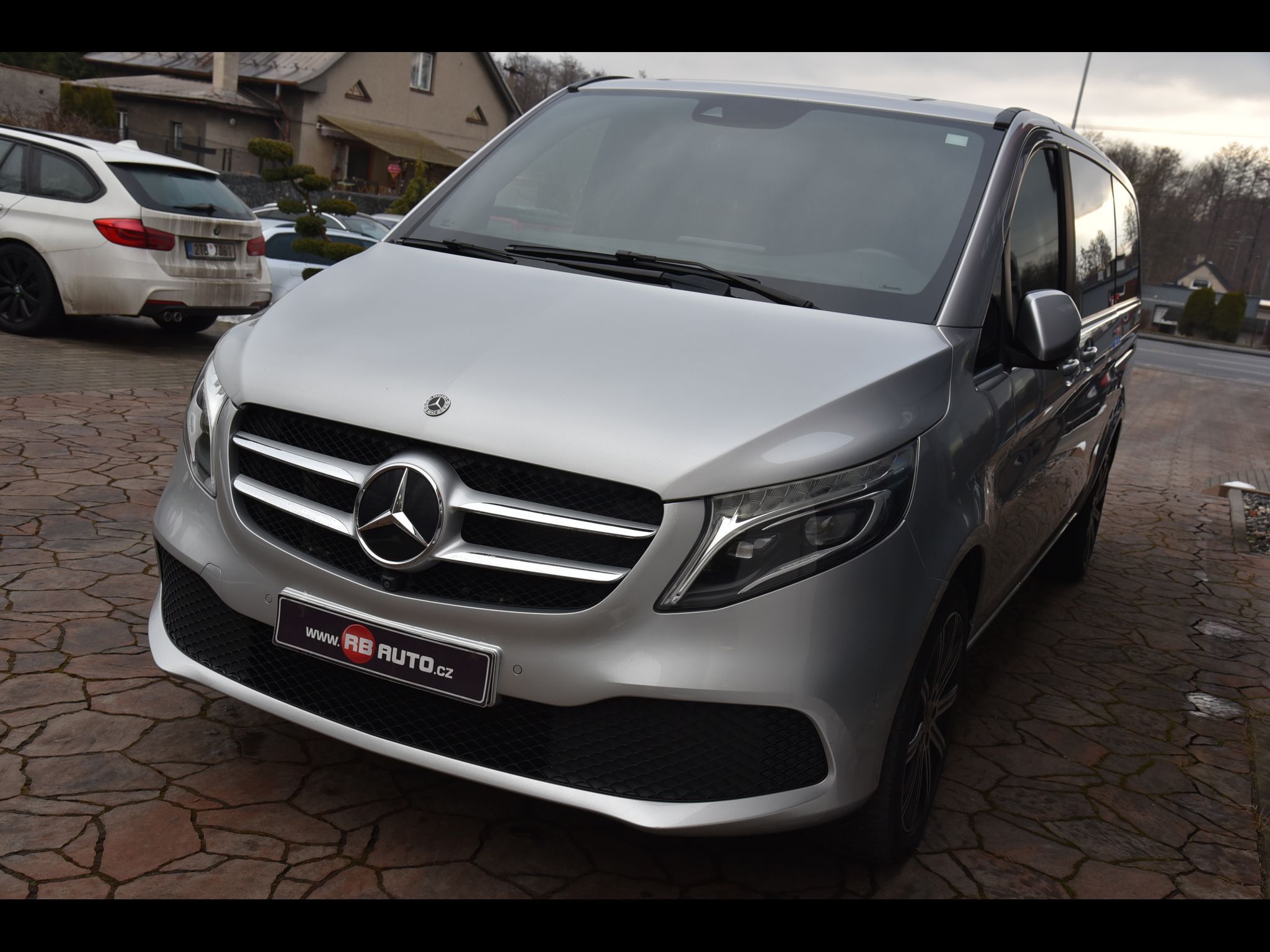 Mercedes-Benz Třídy V, XL 174 kw 4matic - fotka 3