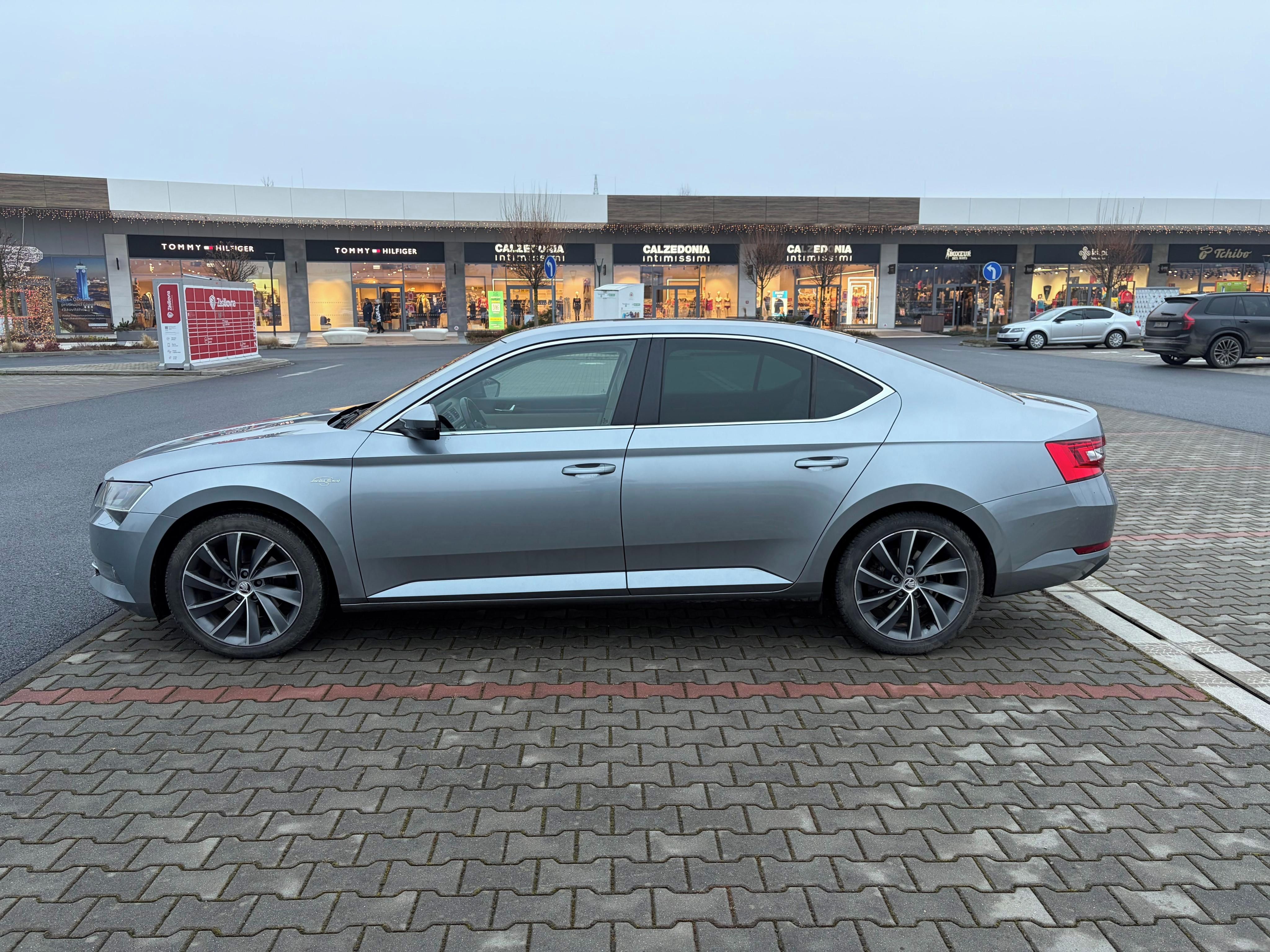 Škoda Superb, III 2.0 TDi 140kw L&K manuál - fotka 6