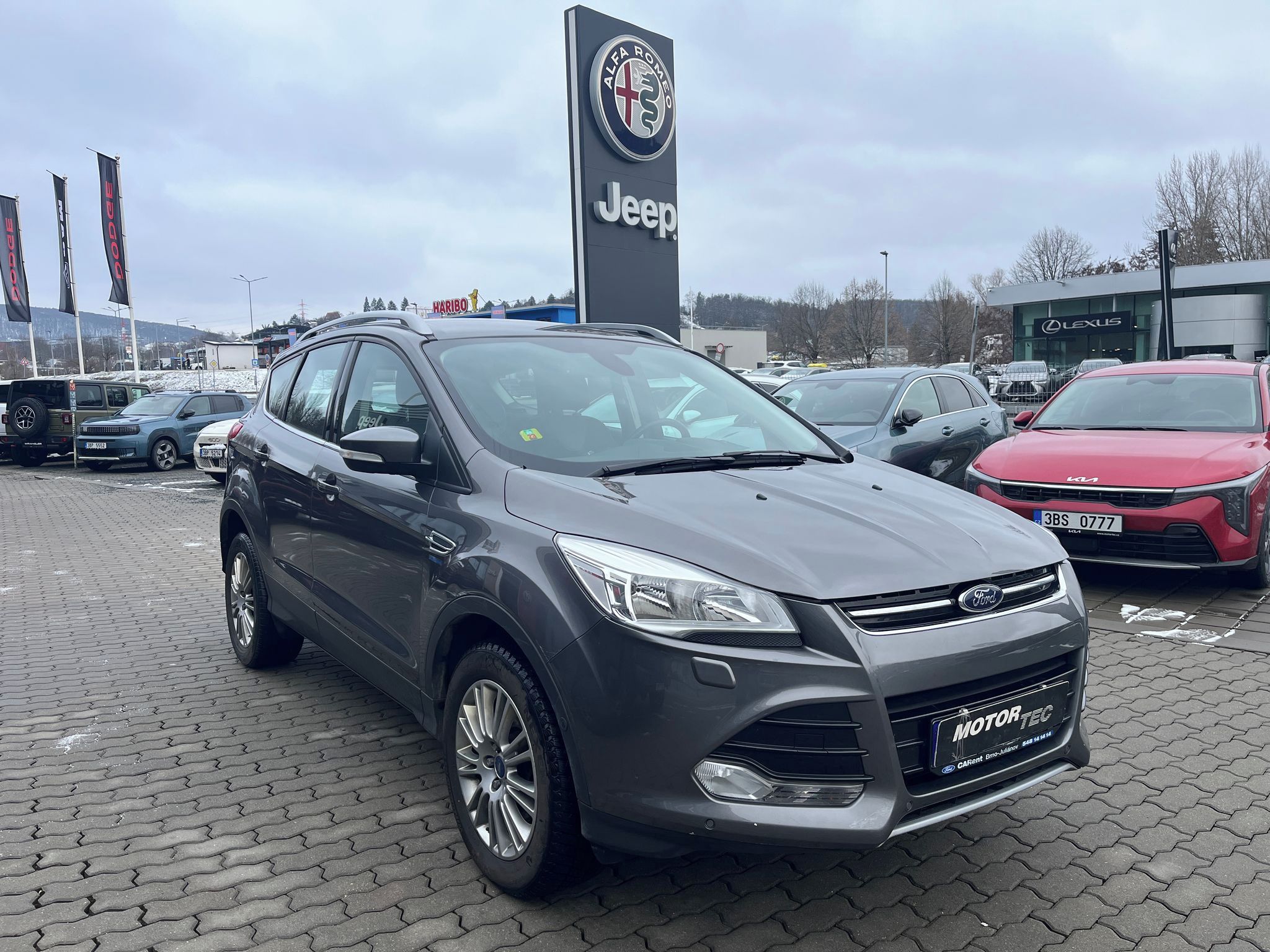 Ford Kuga, 2.0 TDCi 120kW TITANIUM AT6 4x - fotka 2