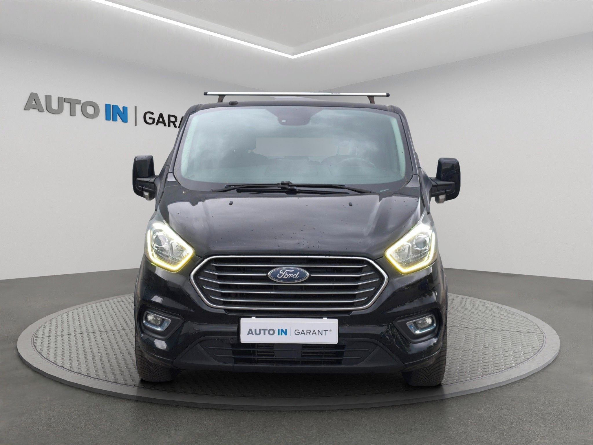 Ford Tourneo Custom, 2.0 96kW, ČR, L2, TZ, nezávisl - fotka 2