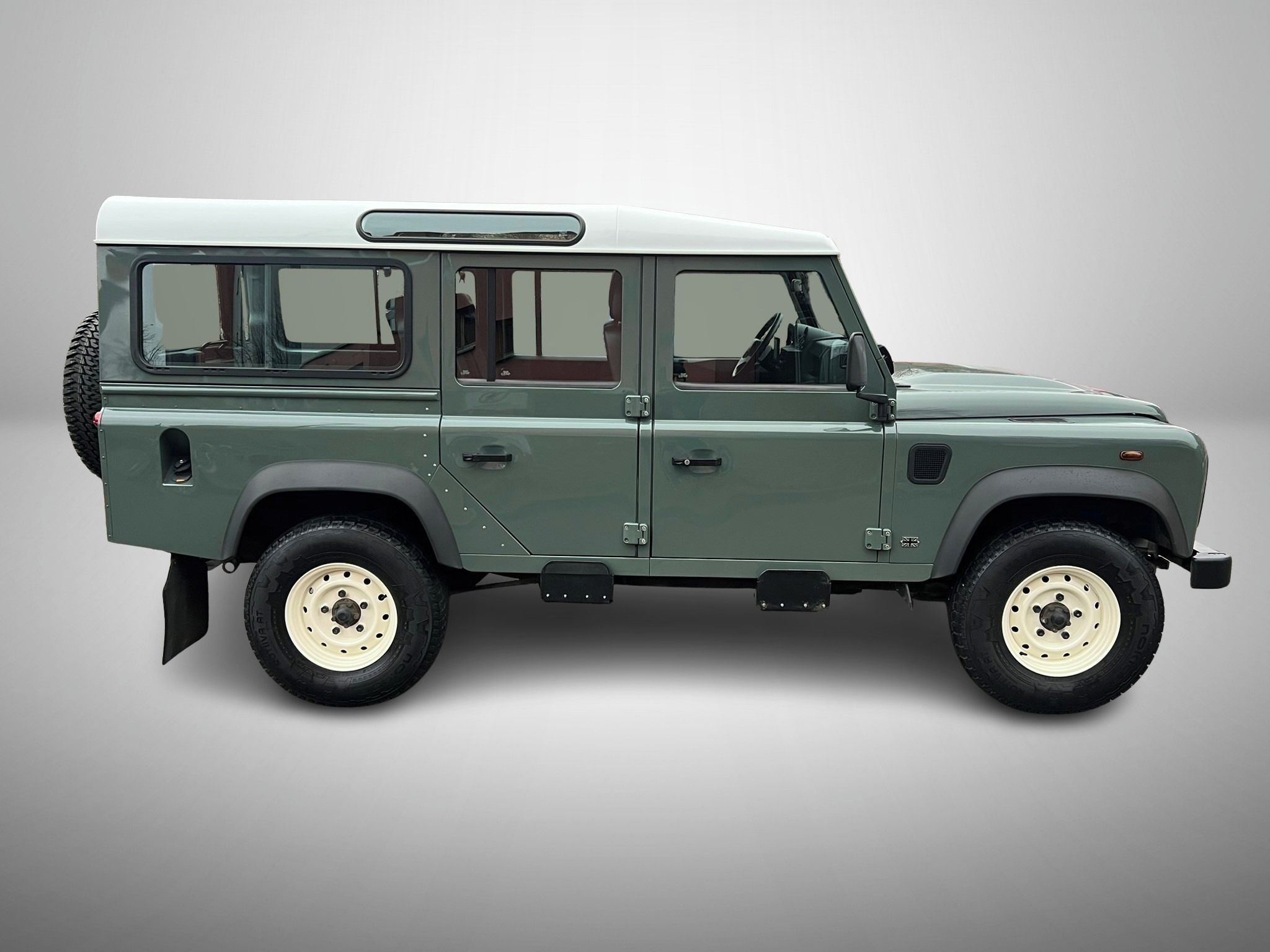 Land Rover Defender, 110 Station Wagon - fotka 4