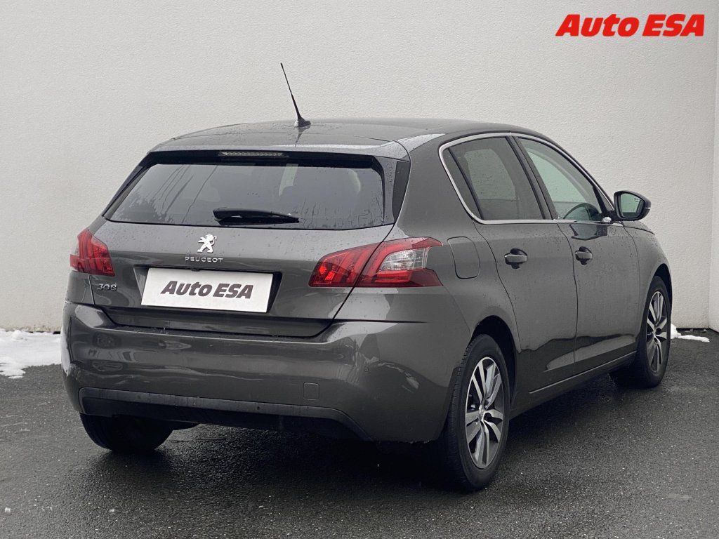 Peugeot 308, 1.2 PT,Allure,navi,panor - fotka 4