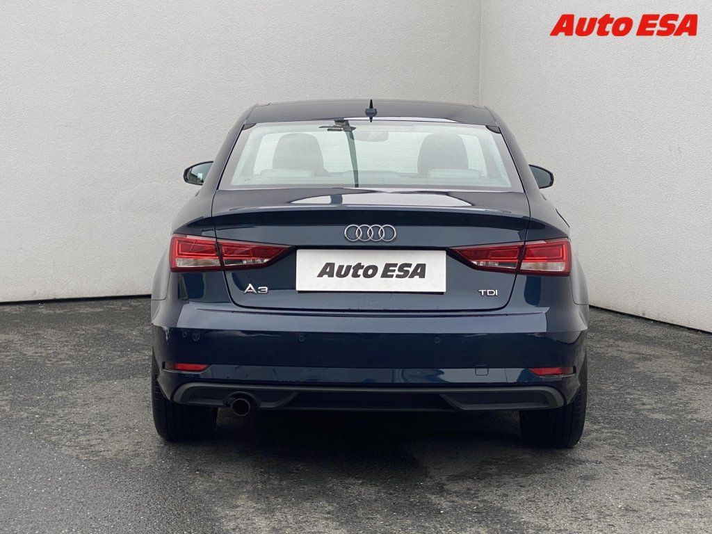 Audi A3, 1.6 TDi,Bixen,panor,kůže - fotka 5