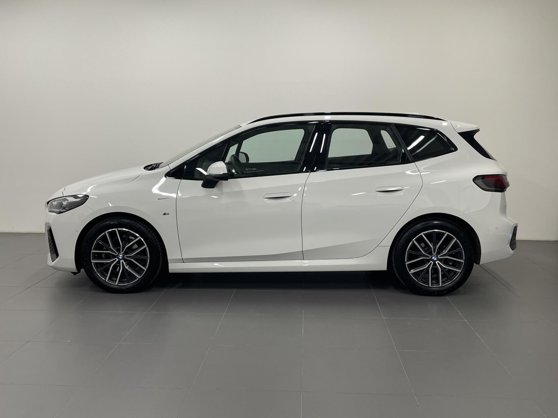 BMW Řada 2, 218d Active Tourer - fotka 4