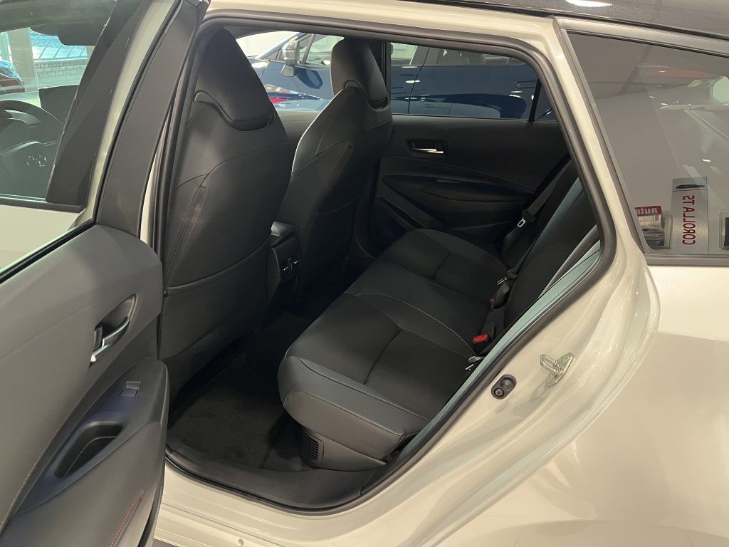 Toyota Corolla, TS 2.0 Hybrid GR SPORT - fotka 6