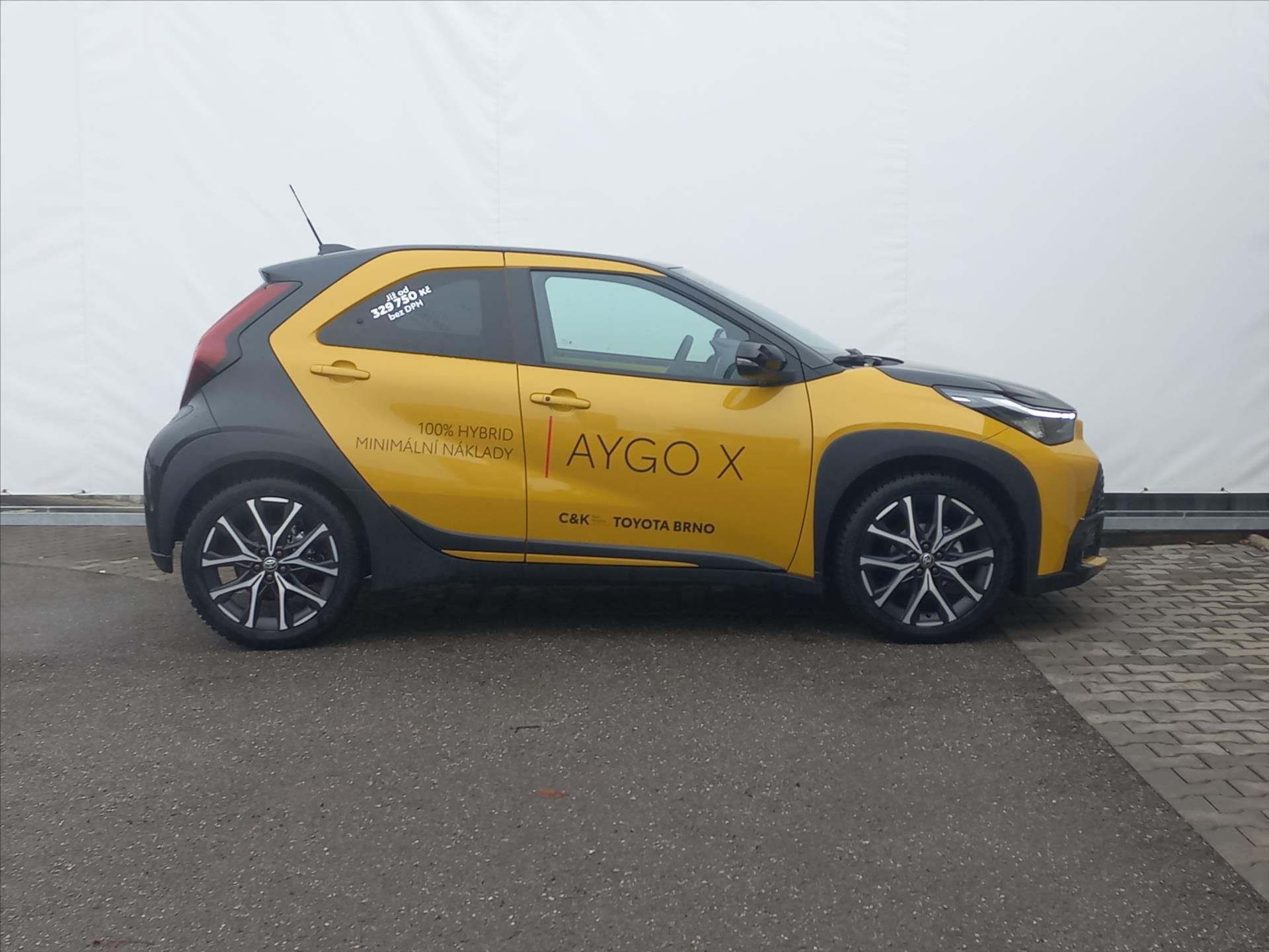 Toyota Aygo, 1,5 Hybrid e-CVT 115k  X GR Sp - fotka 2