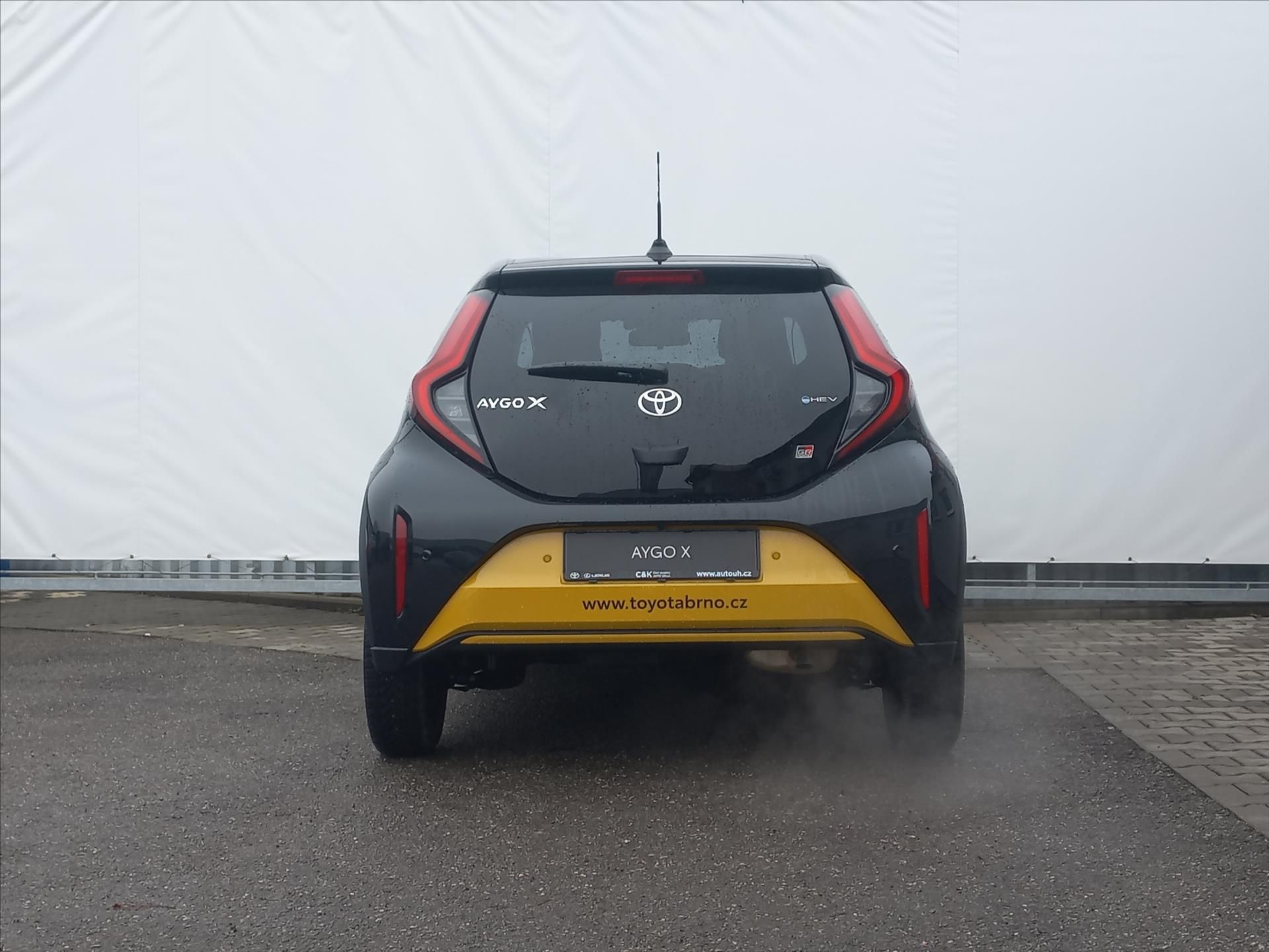 Toyota Aygo, 1,5 Hybrid e-CVT 115k  X GR Sp - fotka 6