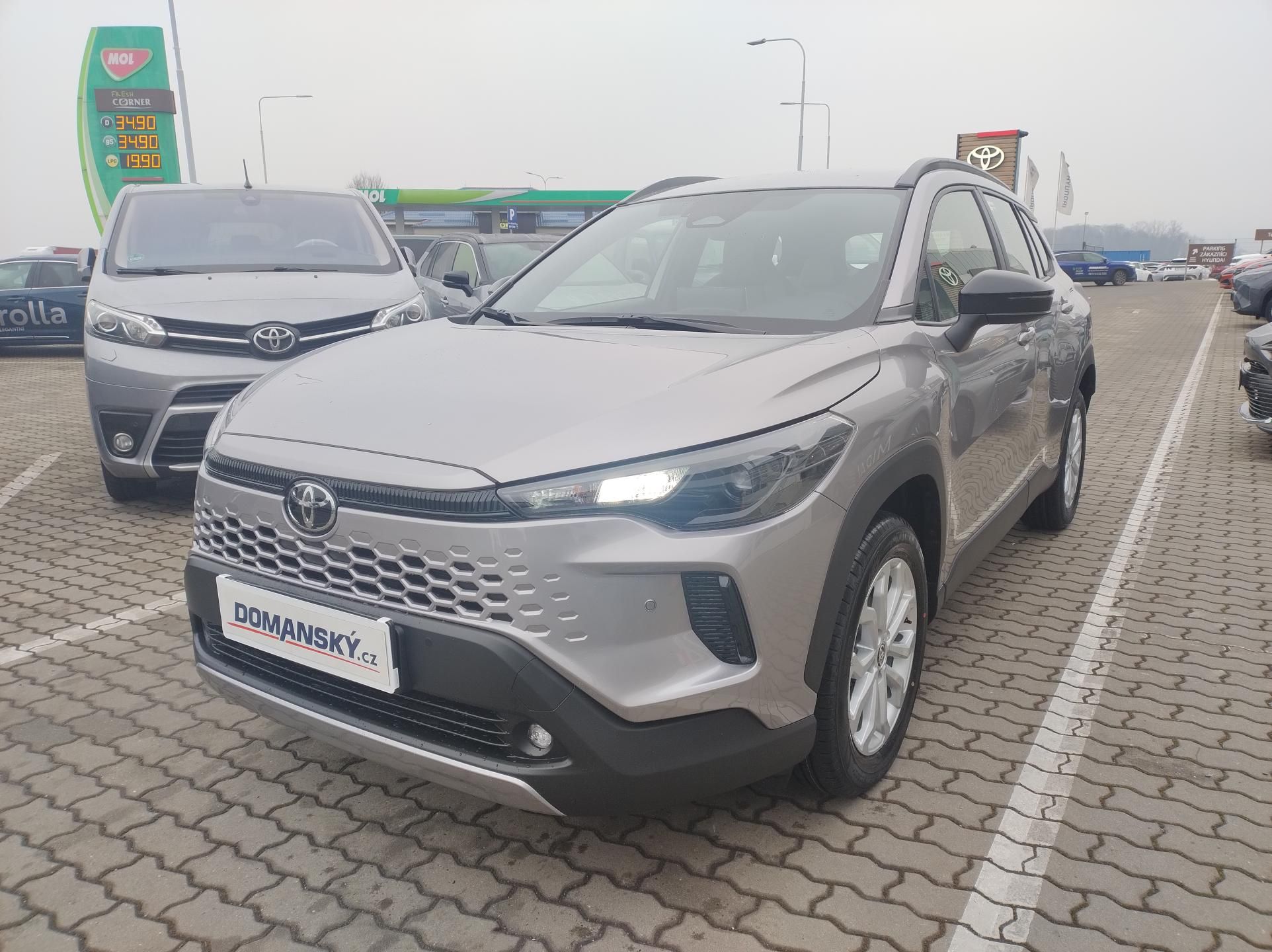 Toyota Corolla Cross, 1.8 FHEV Comfort Business - fotka 2