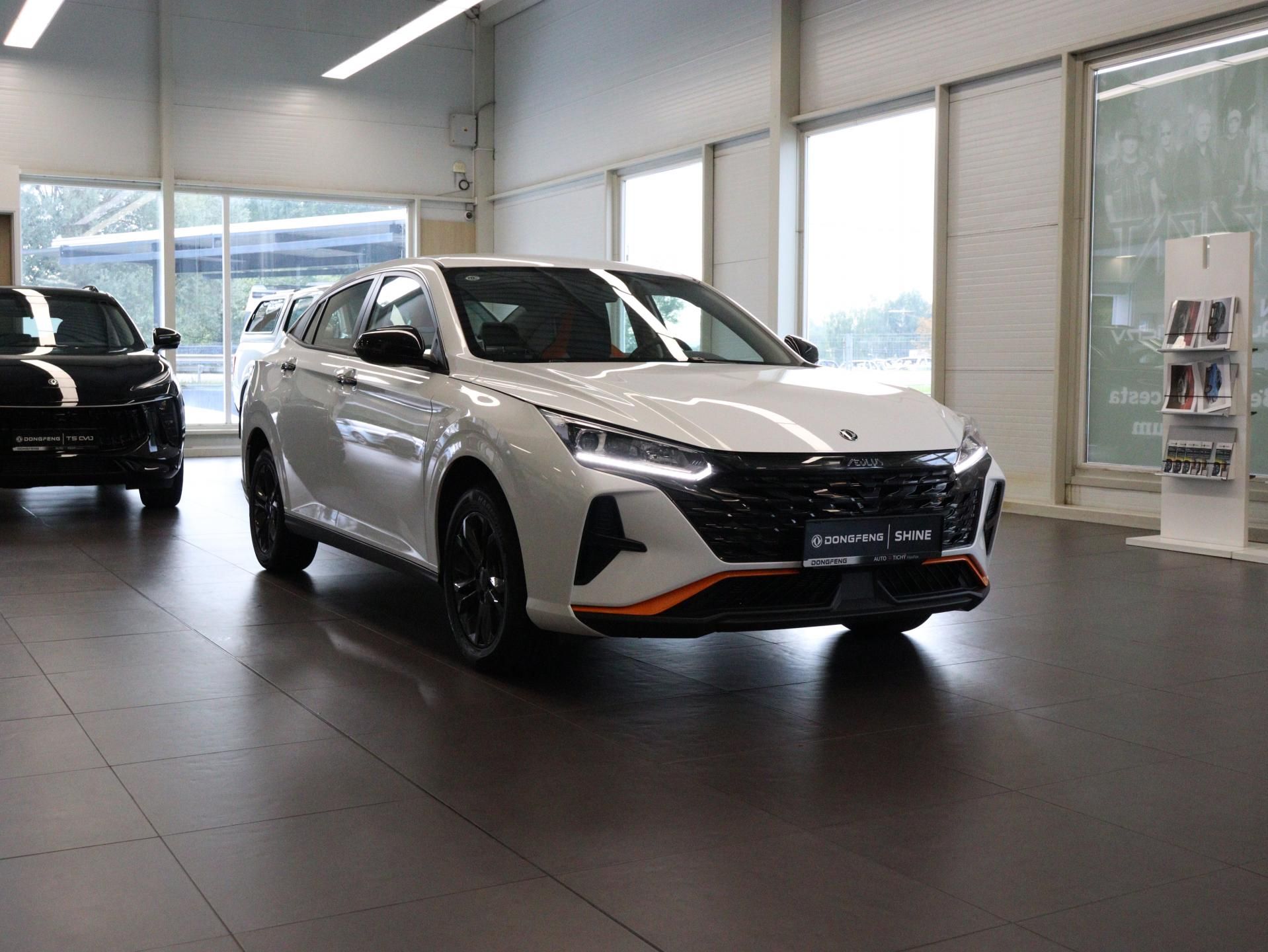 Dongfeng Shine, E1 / 1.5i 92 kW - fotka 3