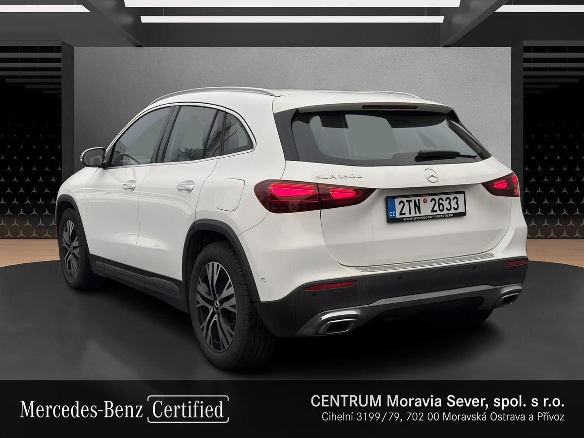 Mercedes-Benz GLA, 180d, 1. majitel, CZ - fotka 3