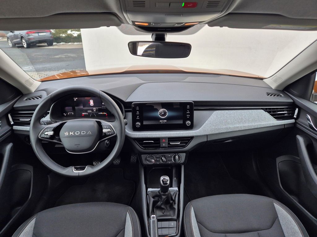 Škoda Kamiq, Selection 1.0 TSI 85 Kw - fotka 6