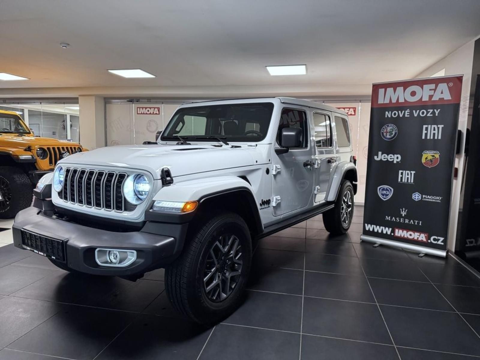 Jeep Wrangler, Unlimited 2.0T 272k AT8 - fotka 4