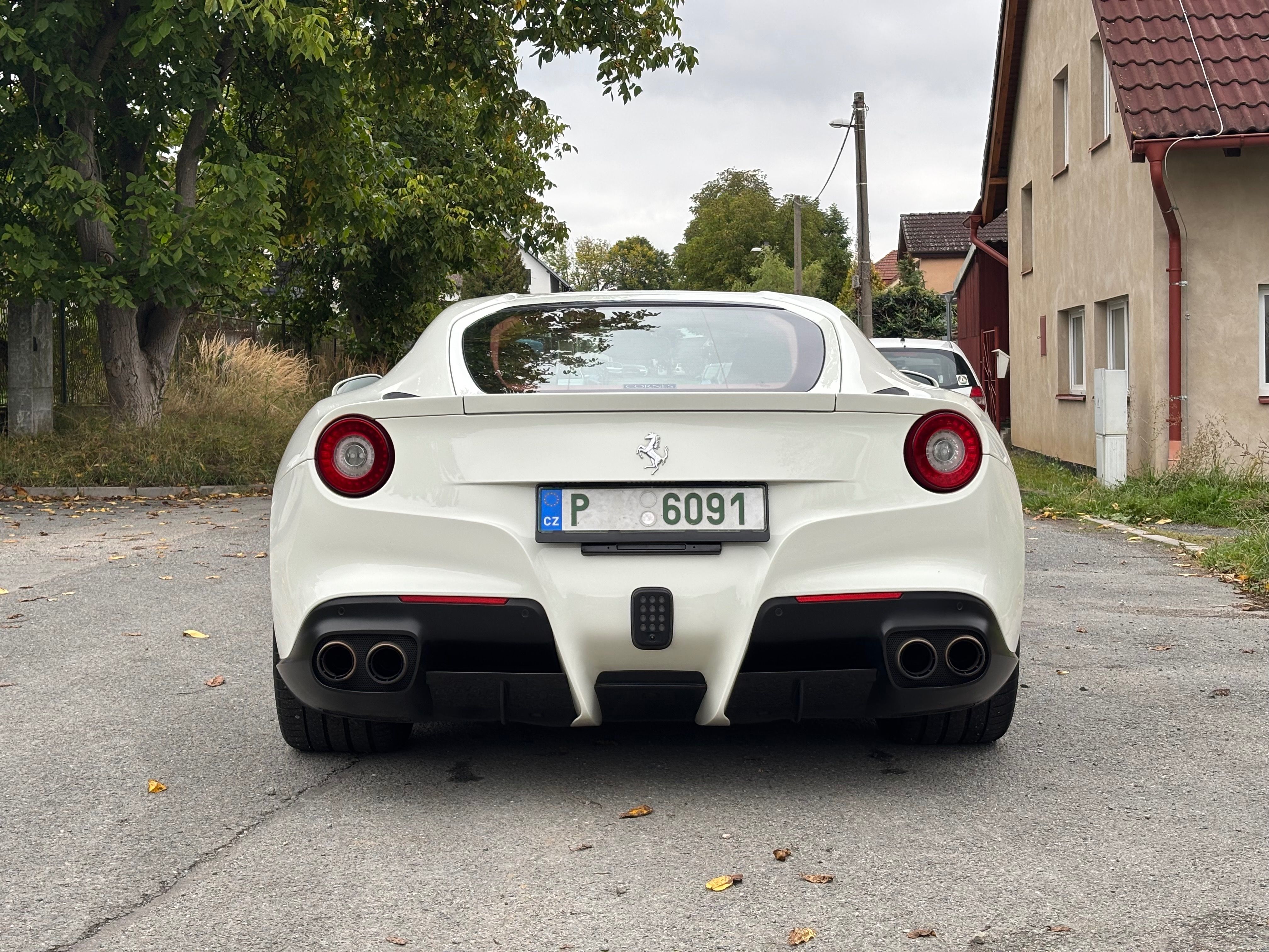 Ferrari F12, Záruka, Servisní historie - fotka 6