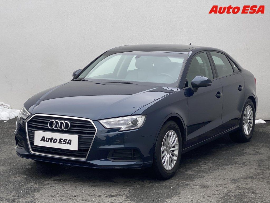 Audi A3, 1.6 TDi,Bixen,panor,kůže - fotka 3