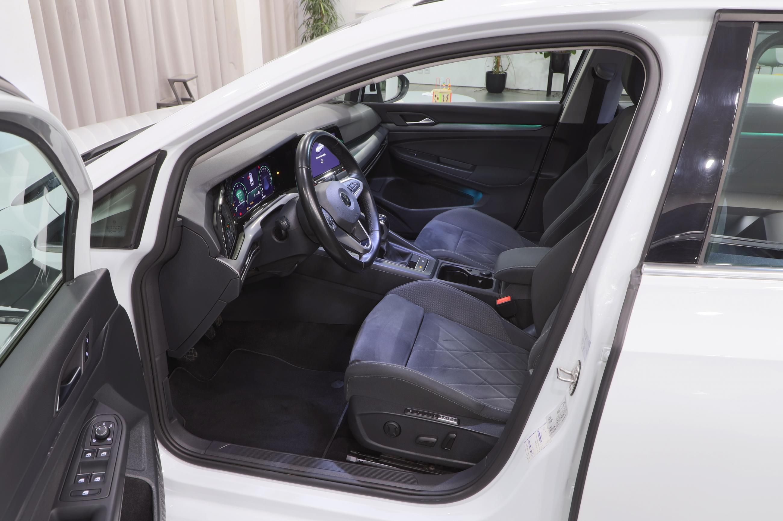 Volkswagen Golf Variant, 1.5 TSI 96kW Man. - fotka 5