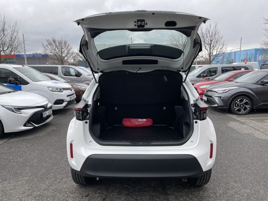 Toyota Yaris Cross, 1.5 Hybrid Comfort ODBĚR 3/26 - fotka 5