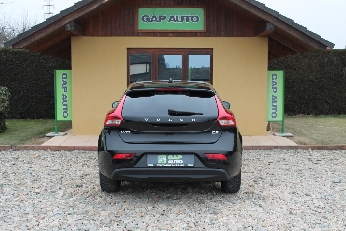 Volvo V40, 2.0 D2 88kW NAVI - fotka 5