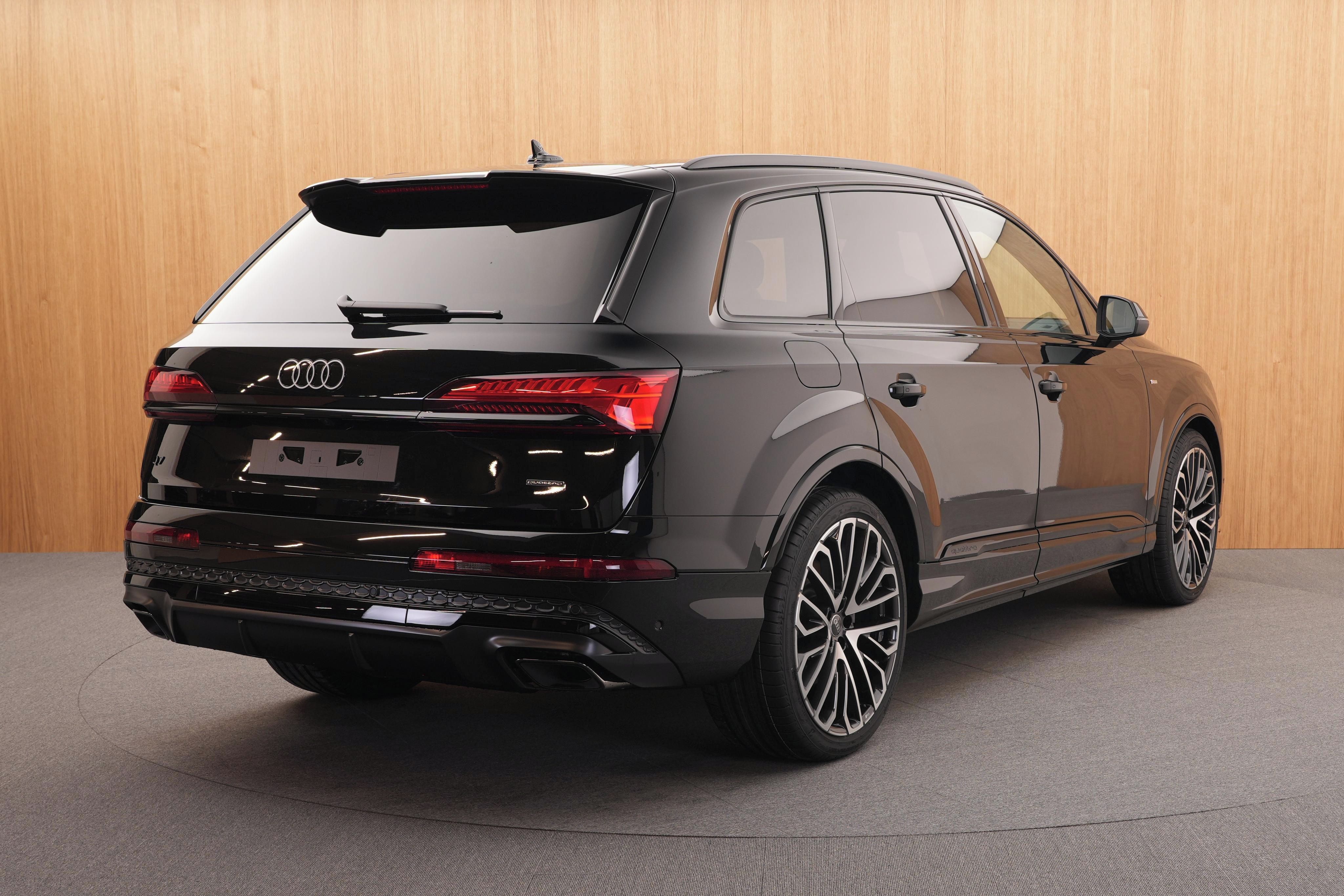 Audi Q7, S line 50 TDI quattro - fotka 4