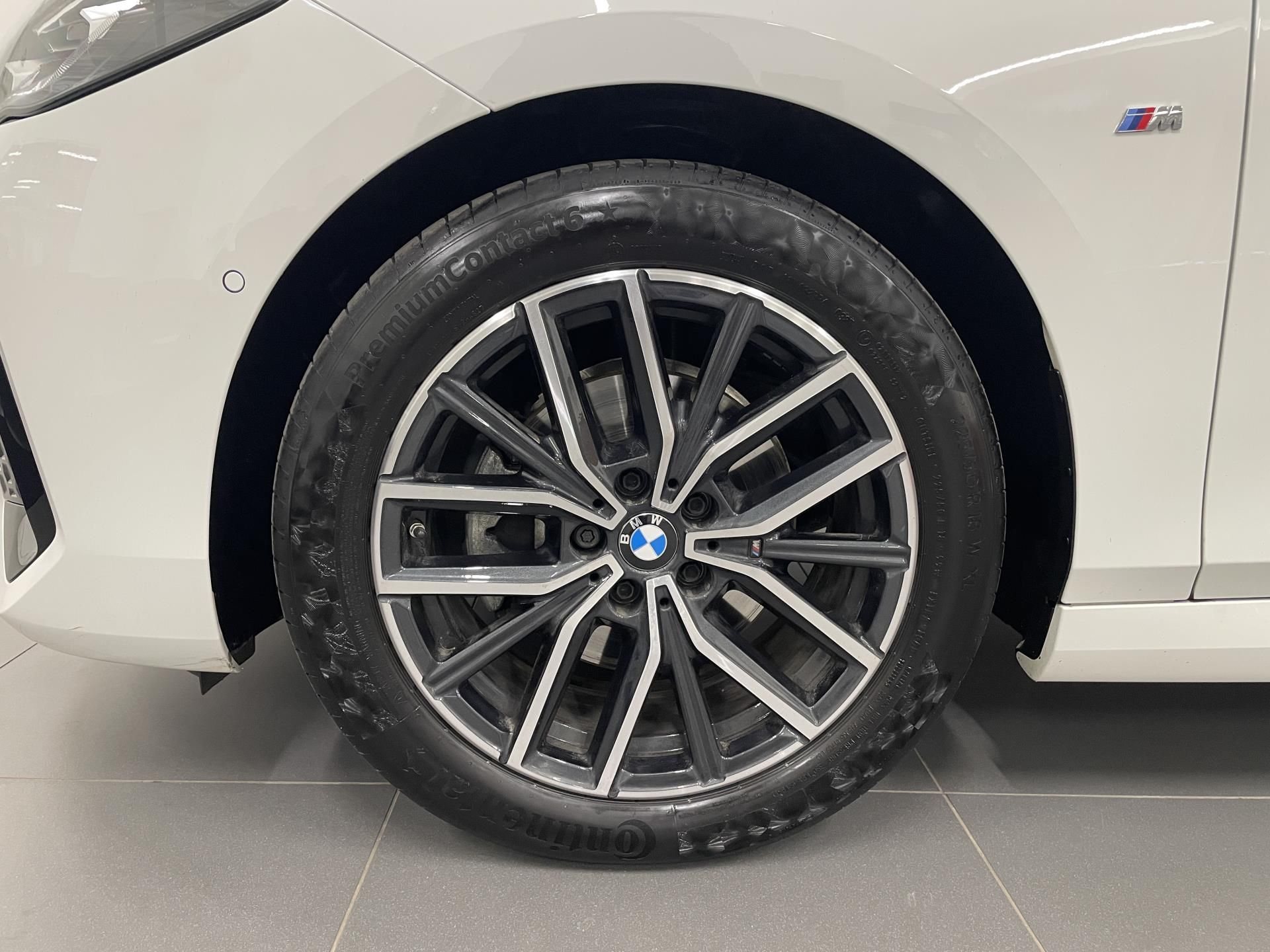 BMW Řada 2, 218d Active Tourer - fotka 6