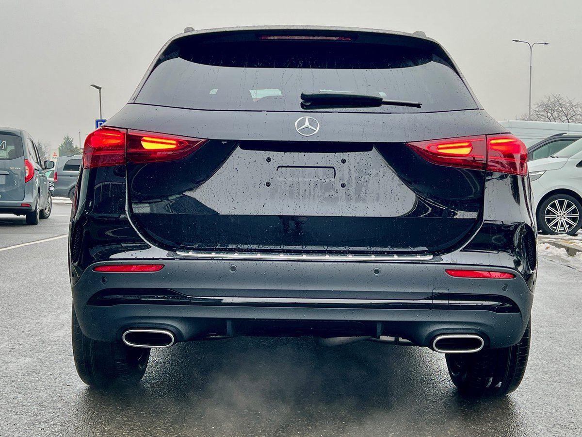 Mercedes-Benz GLA, 200 d 4MATIC Edition 140 Years - fotka 4
