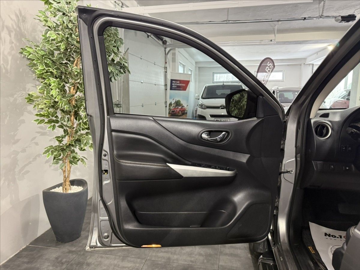 Nissan Navara, 2,3   D TEKNA AT DOUBLE DPH - fotka 6