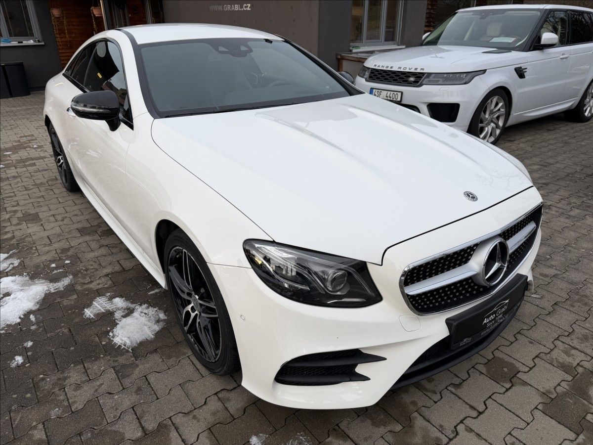 Mercedes-Benz Třídy E, 220d 4Matic AMG - fotka 3