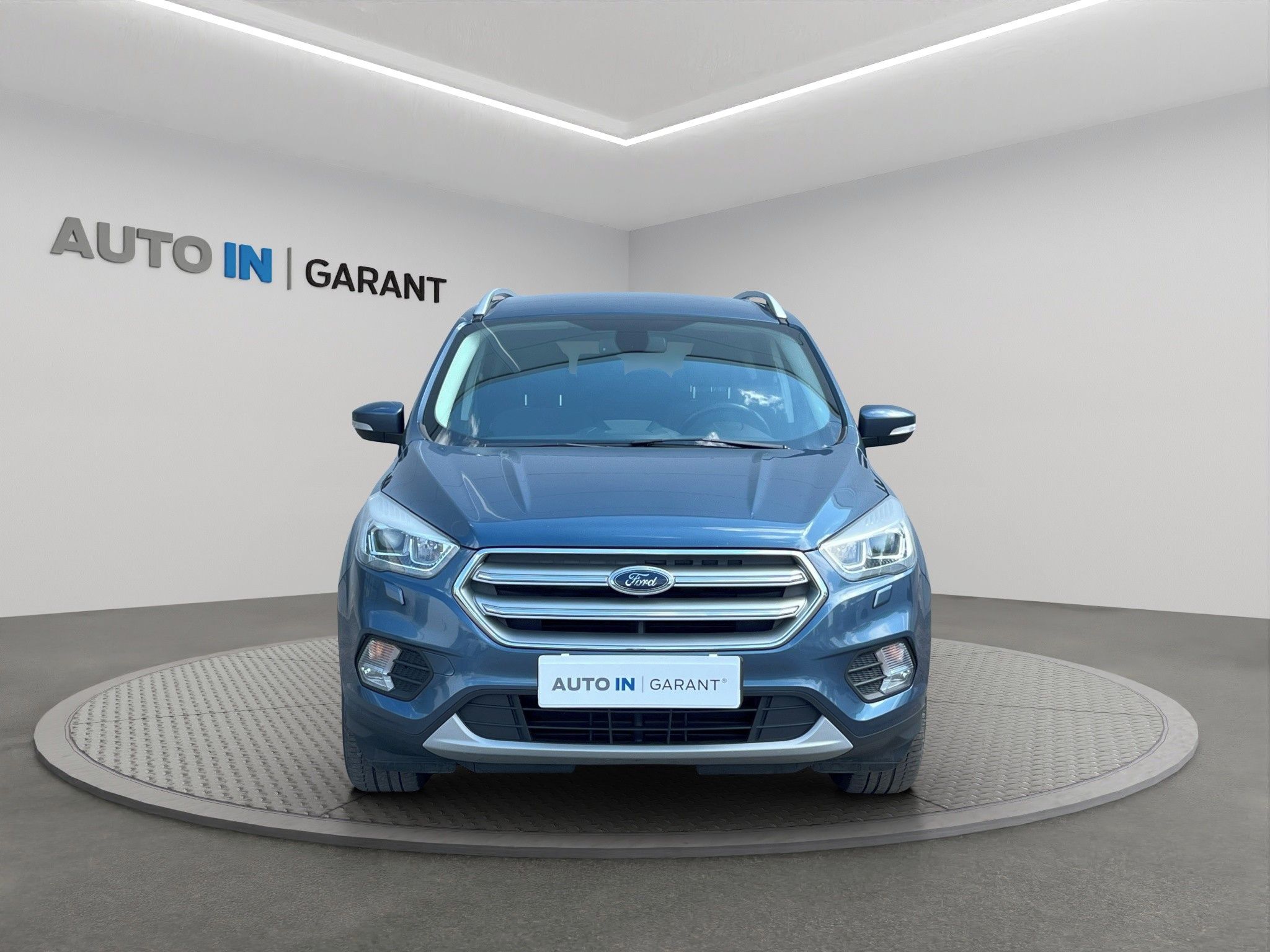 Ford Kuga, 110kw, Titanium, nové ČR, Tažn - fotka 2