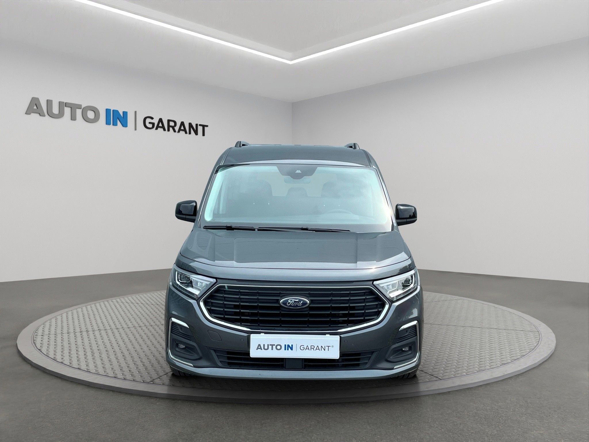 Ford Tourneo Connect, 2,0 90kw, ČR, 1. maj, záruka - fotka 2