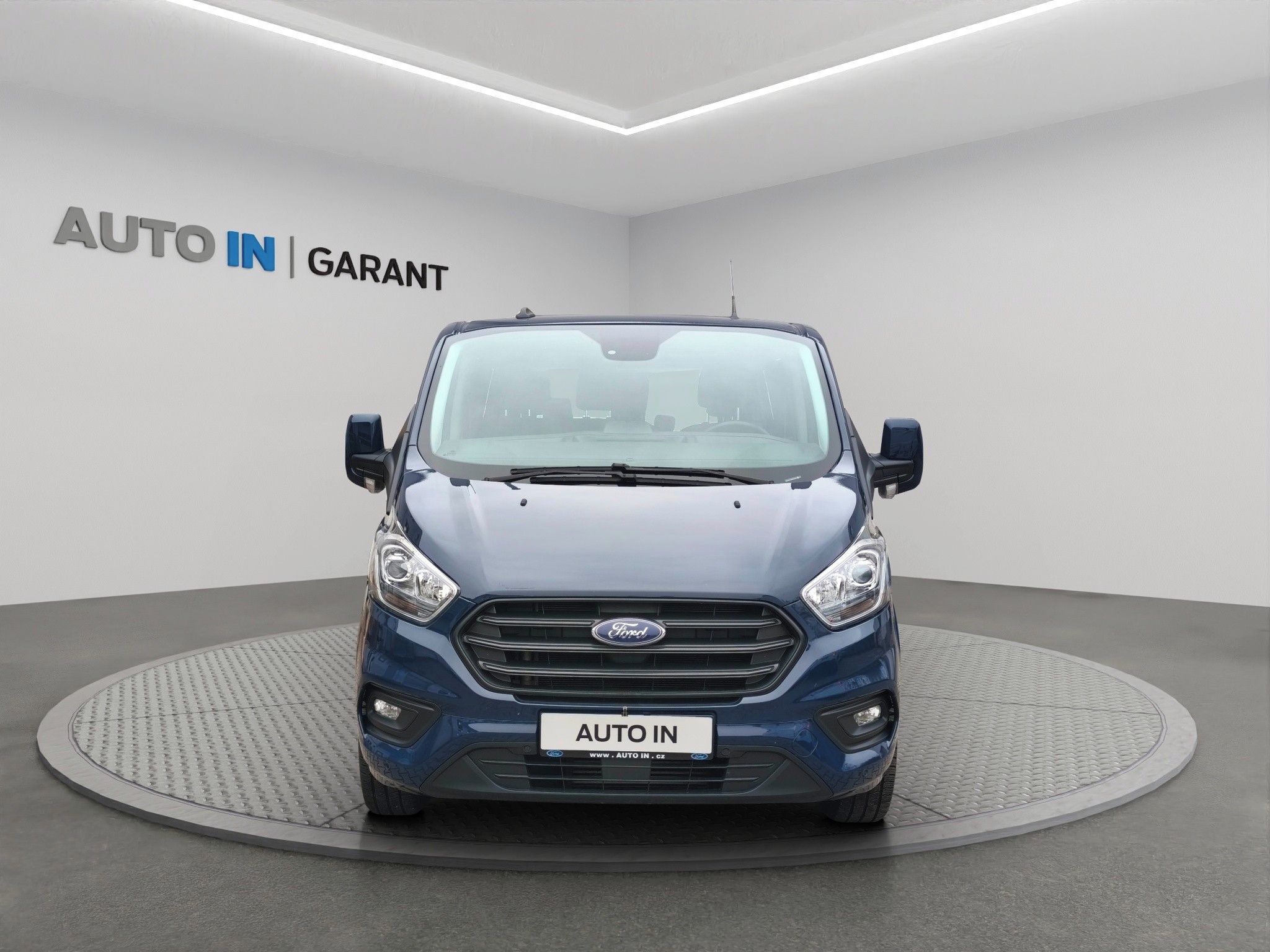 Ford Transit Custom, Kombi L2 Trend, 2,0 EcoBlue 96 - fotka 2