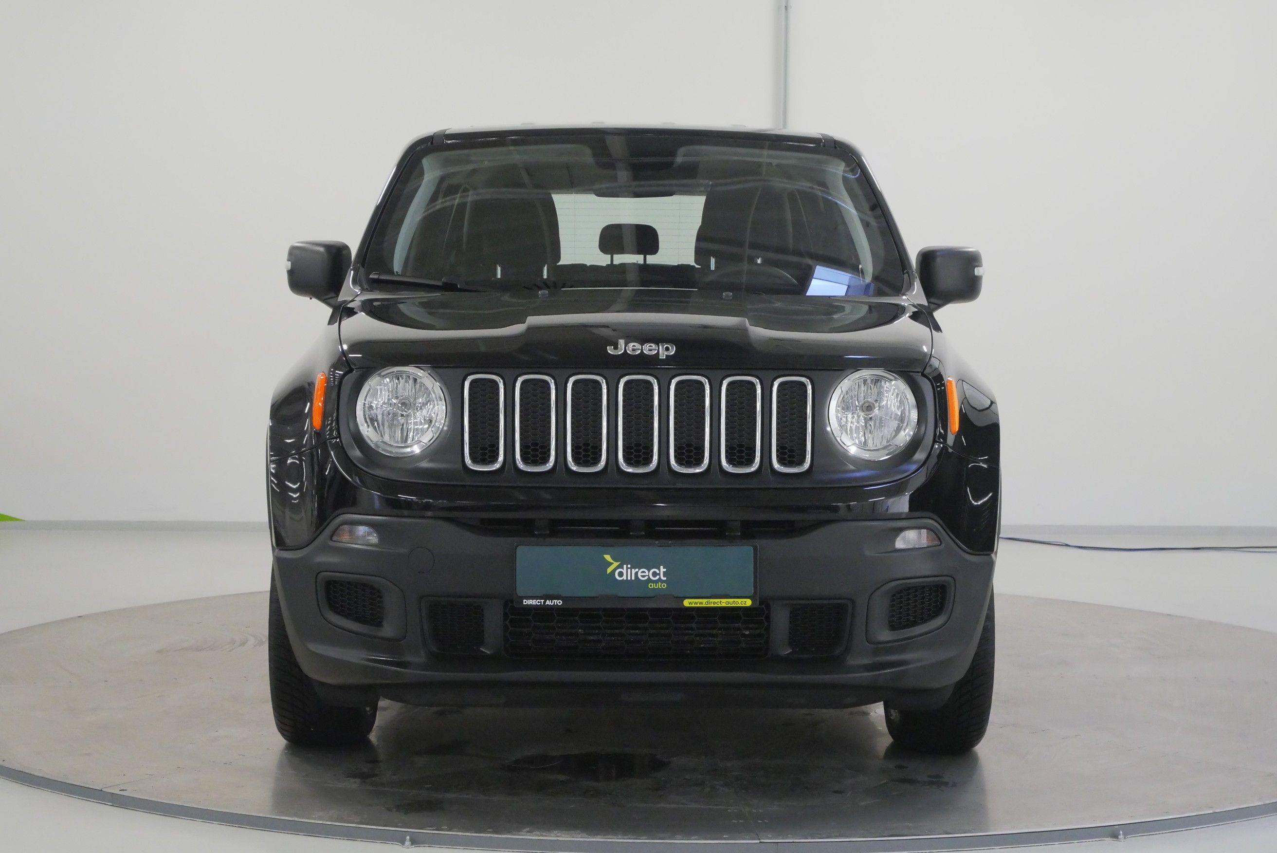 Jeep Renegade, 2.0 MJT 88 kW 4WD Sport - fotka 4