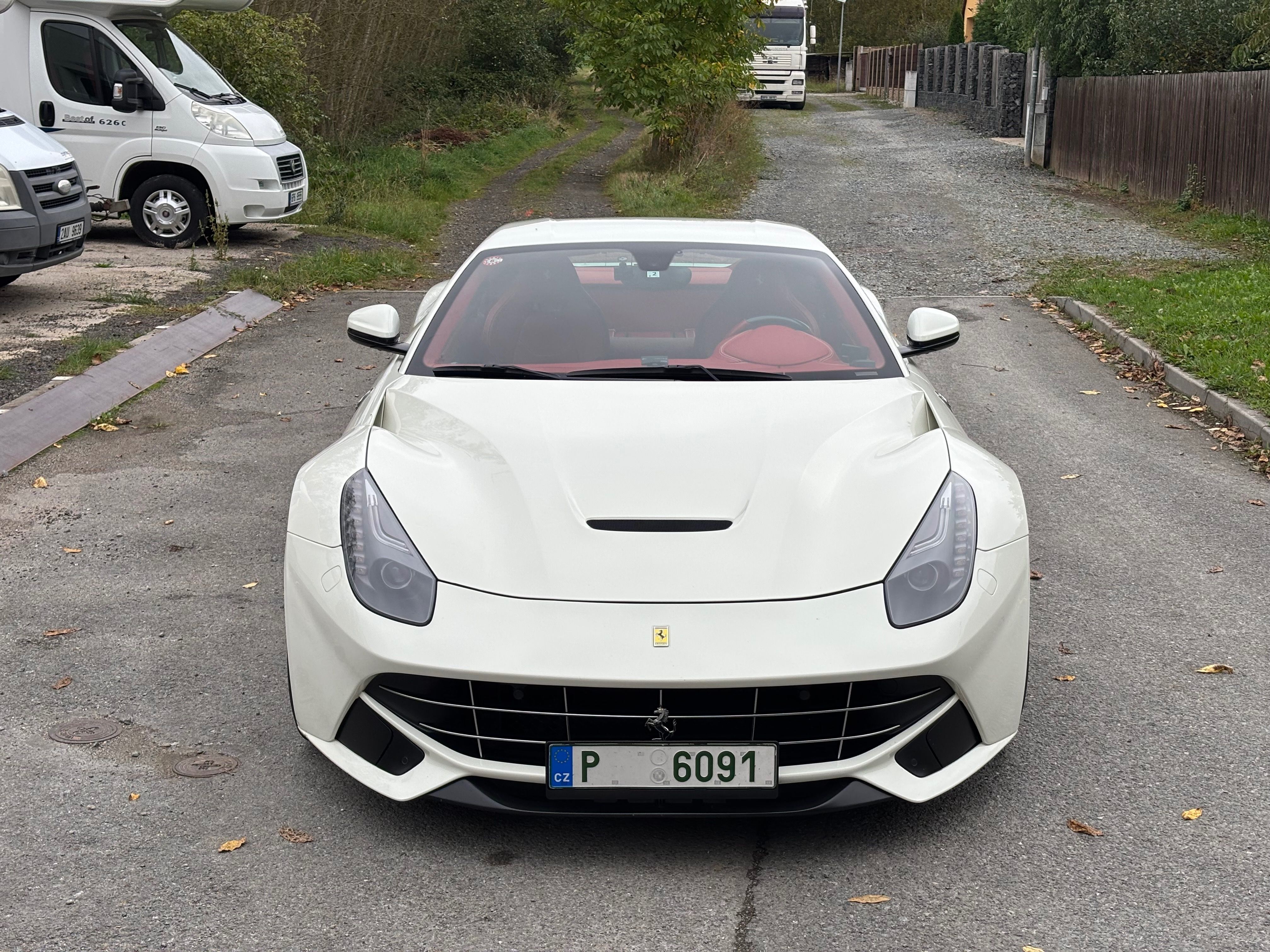 Ferrari F12, Záruka, Servisní historie - fotka 3