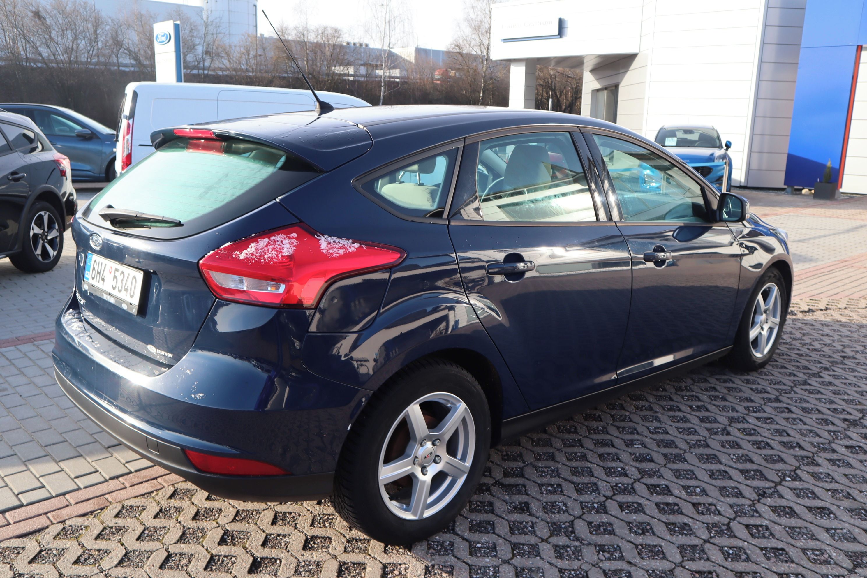 Ford Focus, 1.6 Duratec 77 kW 105 k Trend - fotka 5