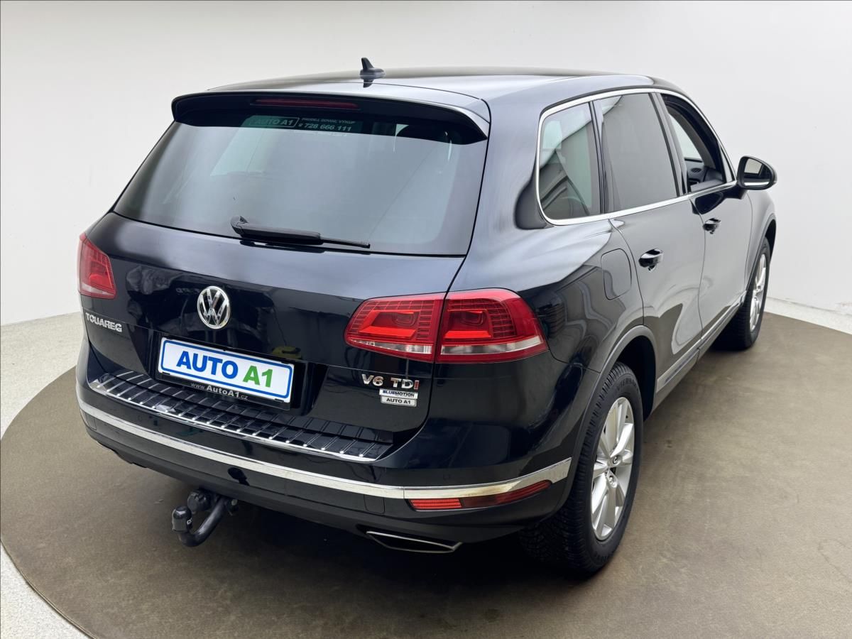 Volkswagen Touareg, 3,0 ACC 360° TZ PEČLIVÝ SERVIS - fotka 4