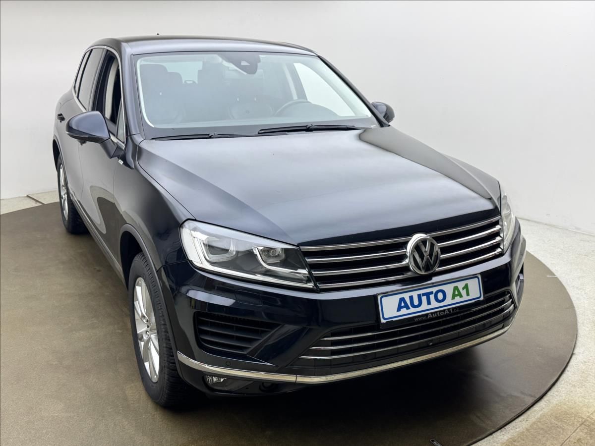 Volkswagen Touareg, 3,0 ACC 360° TZ PEČLIVÝ SERVIS - fotka 3