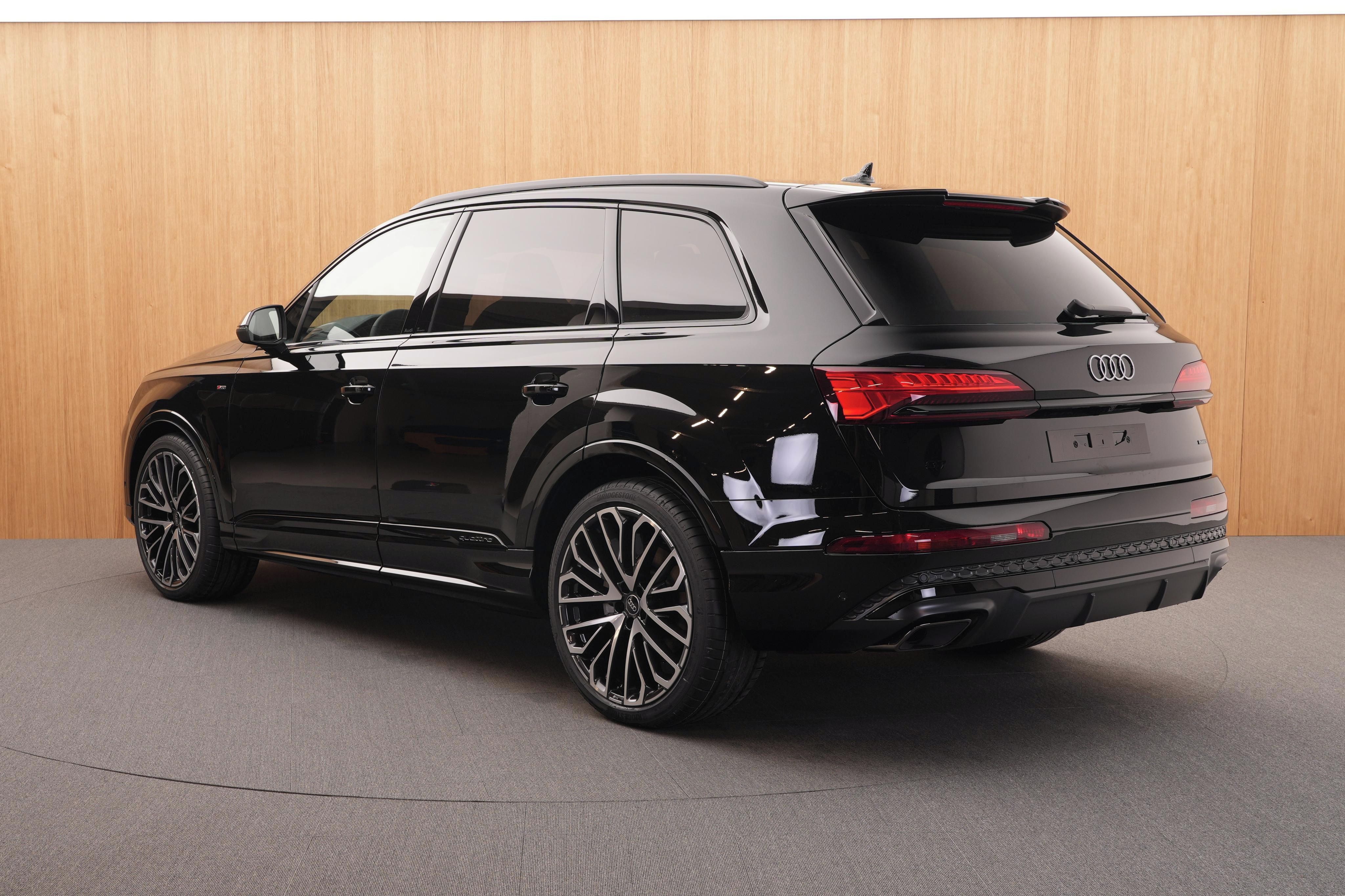 Audi Q7, S line 50 TDI quattro - fotka 3