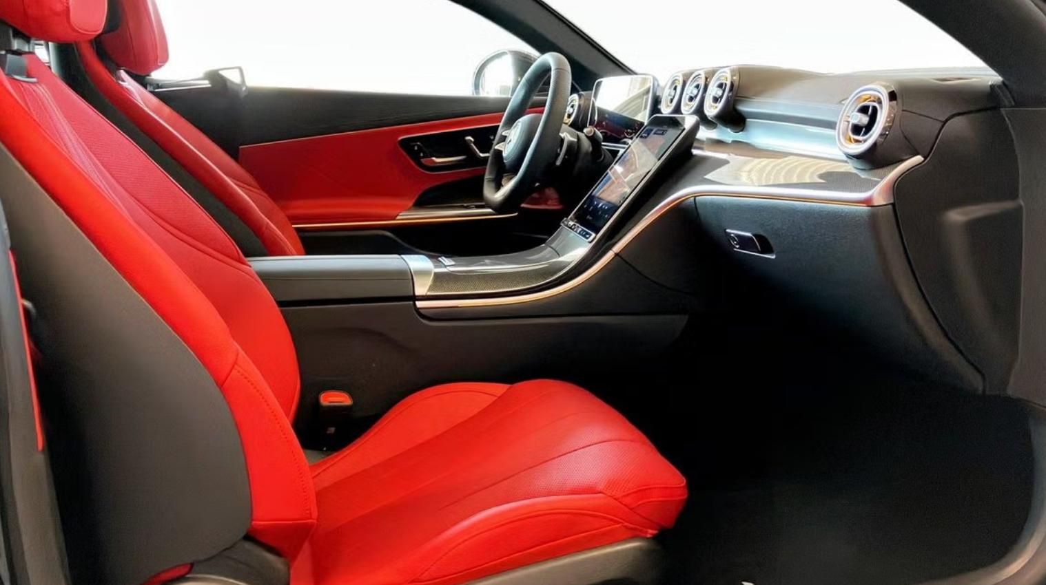 Mercedes-Benz CLE, 300 e Coupé 9G-Tronic 313Hp - fotka 3